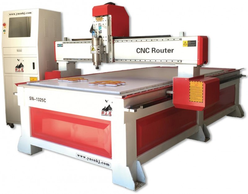 云南昆明霸王鹰SN木工广告雕刻机 镂空、切割、浮雕设备厂家